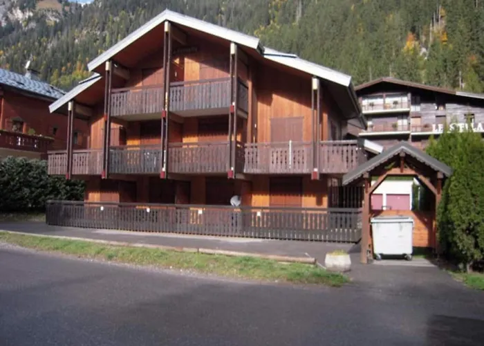 In Near Cable Car Apartman