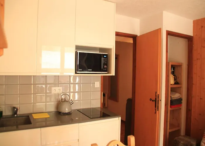 In Near Cable Car Apartment *